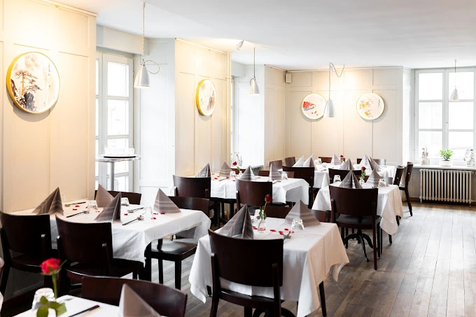 Asia Restaurant Turandot – Authentische asiatische Spezialitäten Asia Restaurant Turandot – Exquisite asiatische Küche in der Schweiz genießen